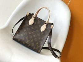 Picture of LV Lady Handbags _SKUfw155680156fw